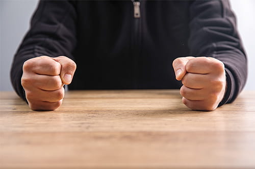 詐欺で相手を訴えることはできる？ 訴えるためには何が必要？