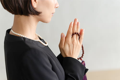 永代供養は中途解約できるのか。弁護士が解説